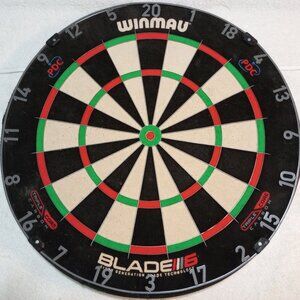 Winmau Blade 6 Triple Core Dartboard